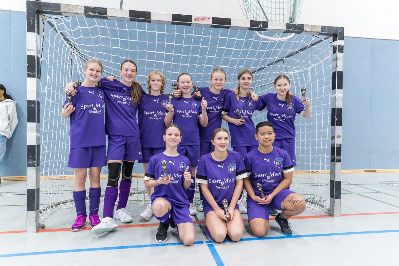 Bild 71 - C-Juniorinnen 2 Loewinnen Cup